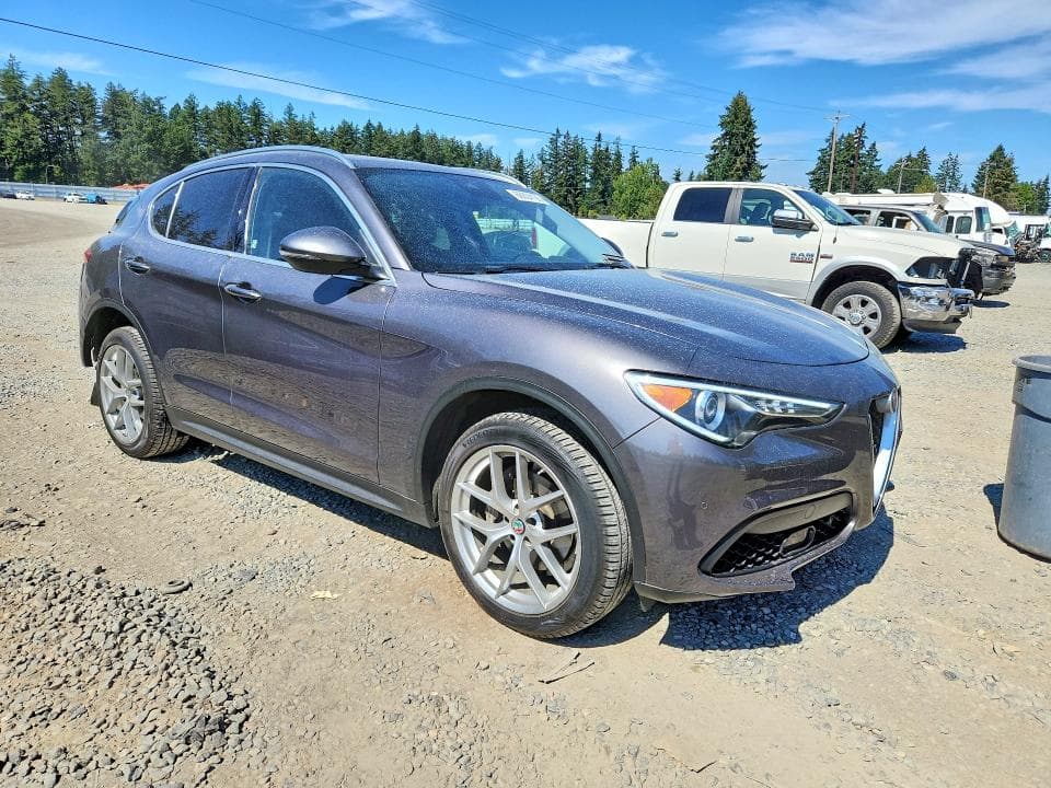 2018 ALFA ROMEO STELVIO TI 4
