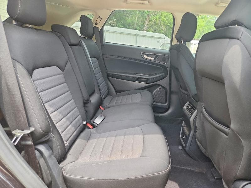 2021 FORD EDGE SE 11