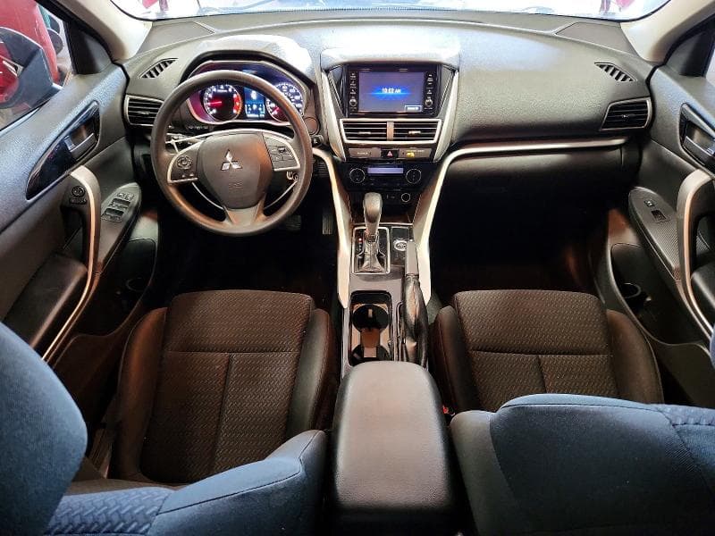 2019 MITSUBISHI ECLIPSE CROSS ES 8