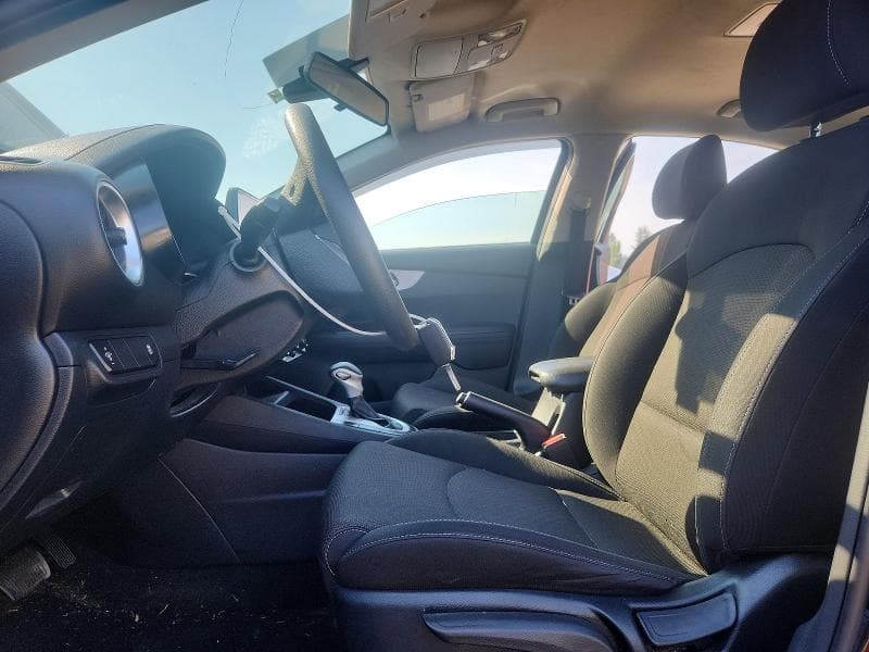 2022 KIA FORTE FE 7