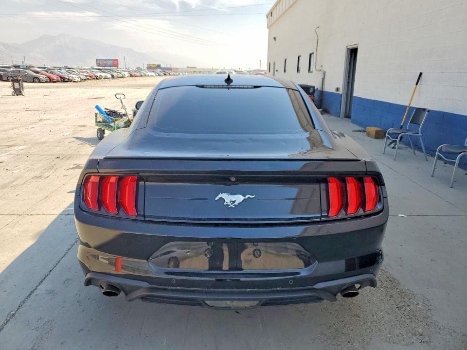 2020 FORD MUSTANG 6