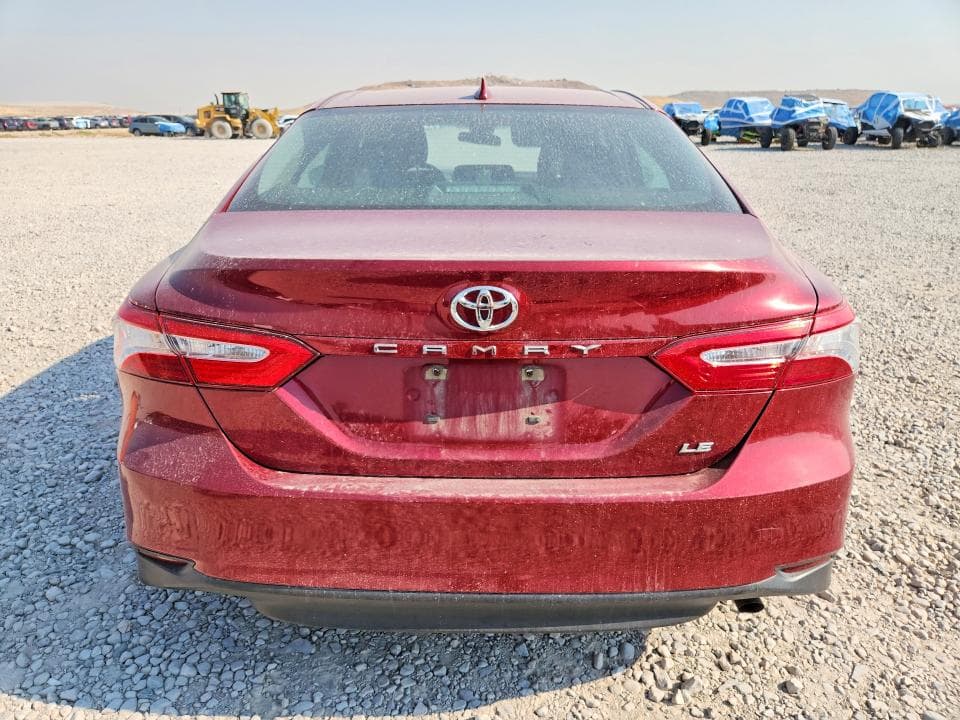 2019 TOYOTA CAMRY LE 6