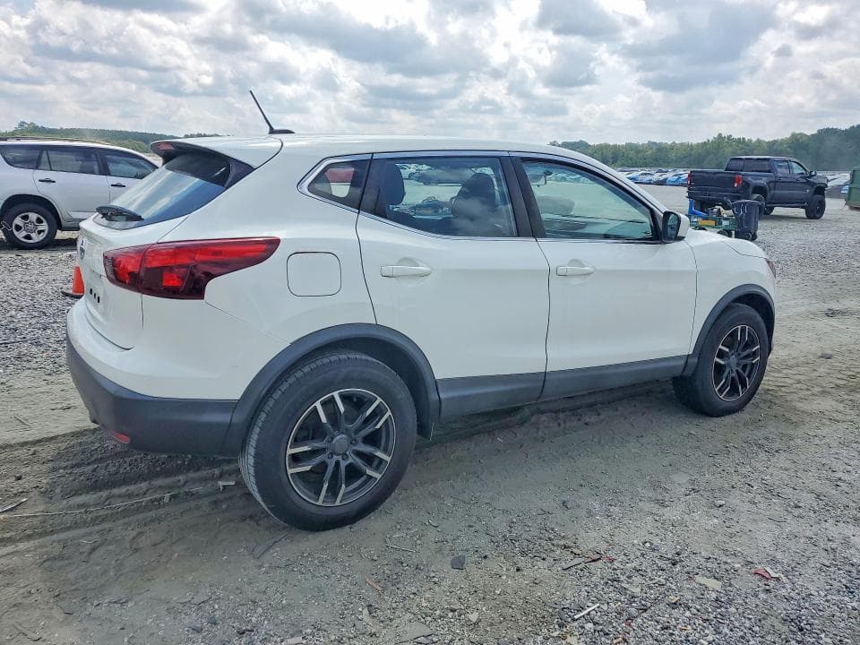 2018 NISSAN ROGUE SPORT S 3