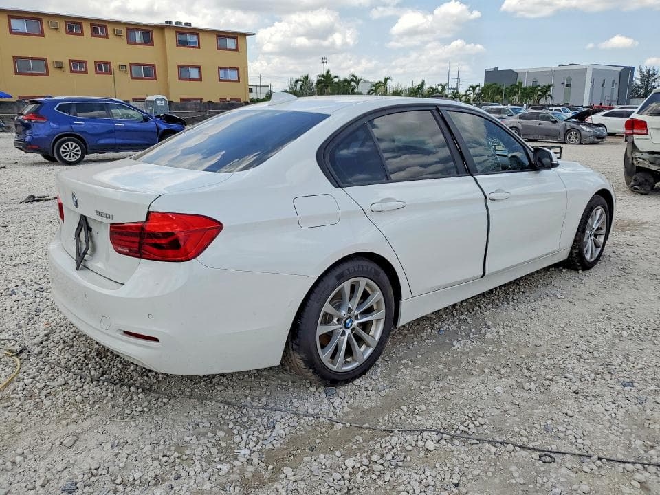 2017 BMW 320 I 3