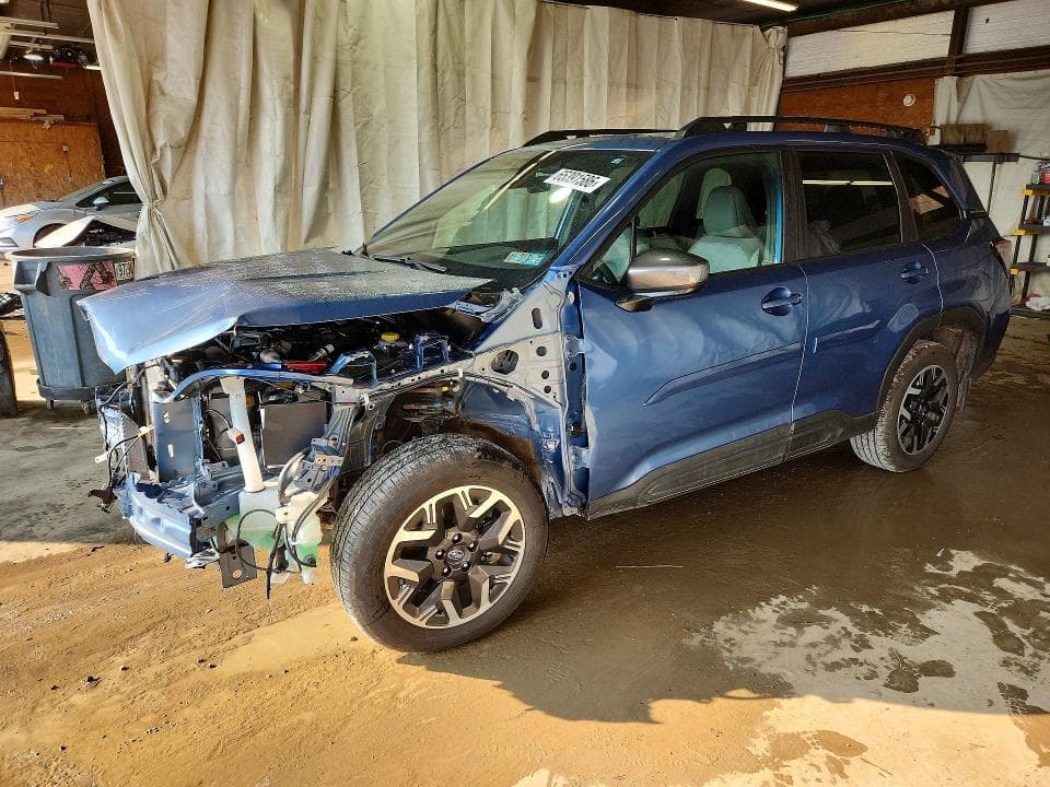 2025 SUBARU FORESTER PREMIUM - 1