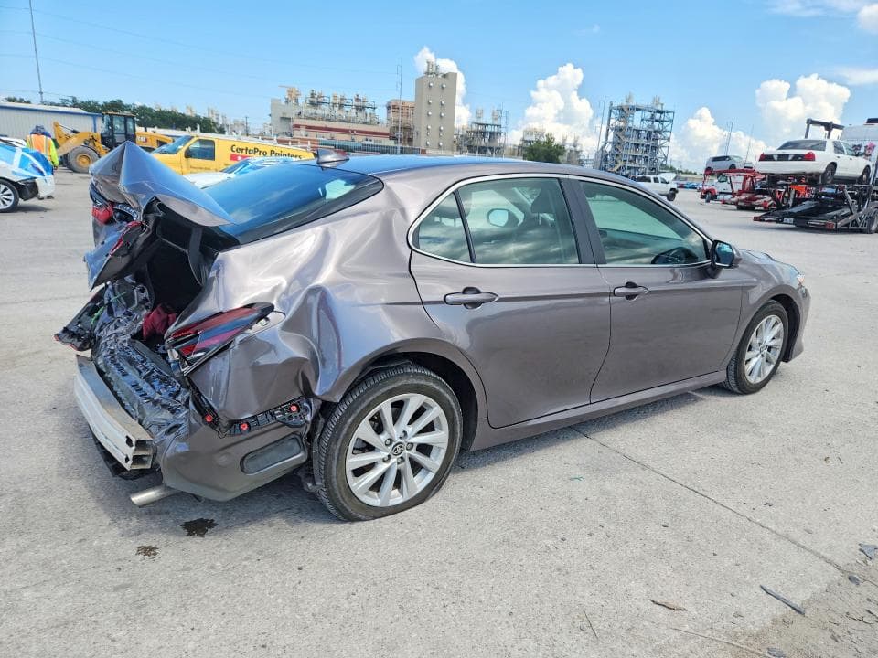 2024 TOYOTA CAMRY LE 3