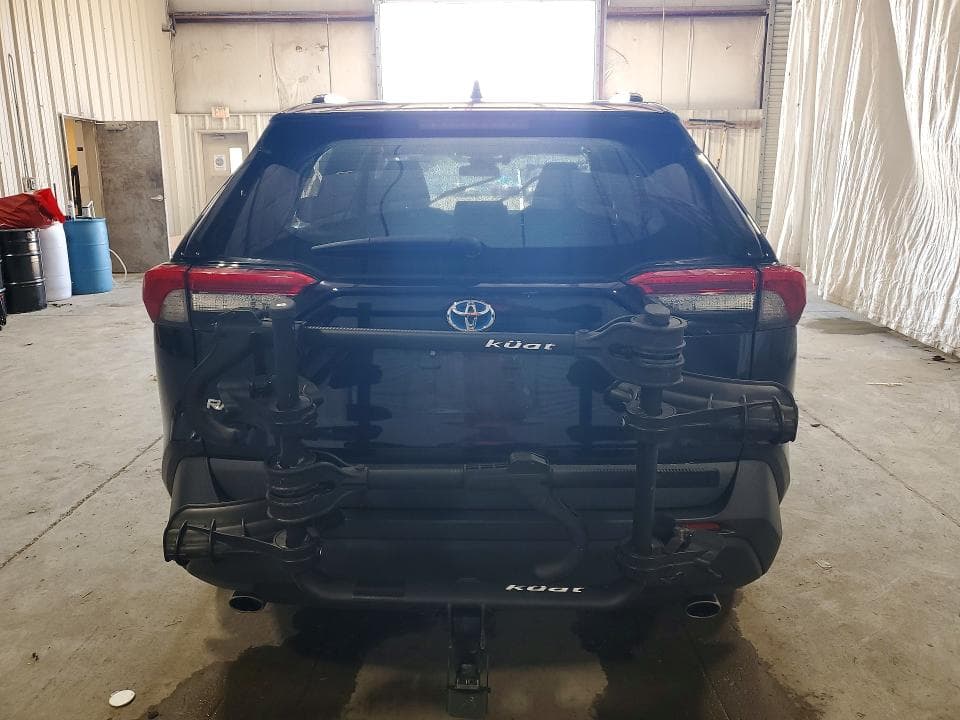 2019 TOYOTA RAV4 HYBRID XLE 6