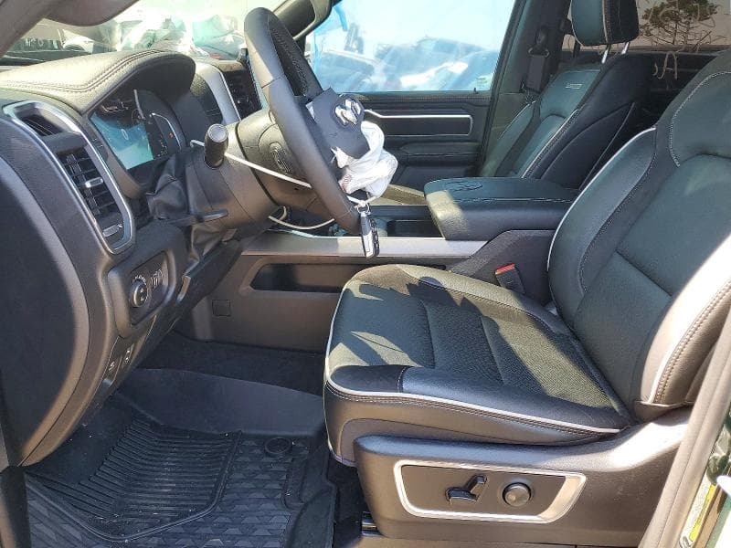 2026 RAM 1500 LARAMIE 7