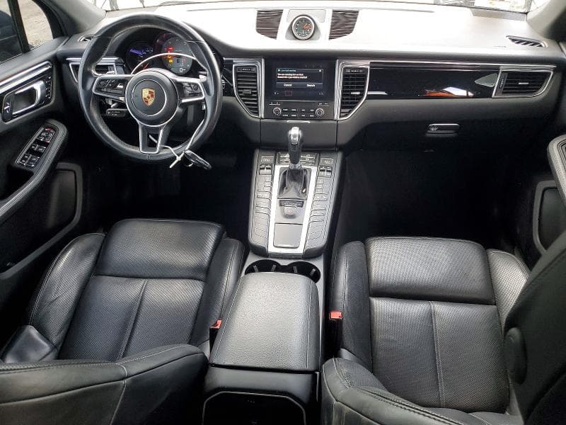 2018 PORSCHE MACAN S 8
