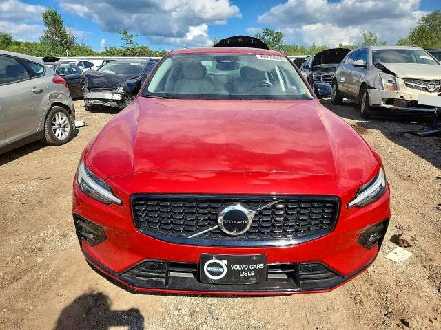 2024 VOLVO S60 PLUS 5