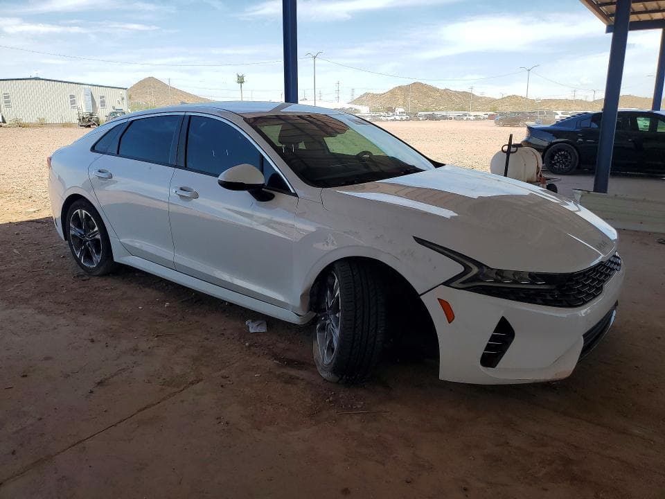 2022 KIA K5 LXS 4