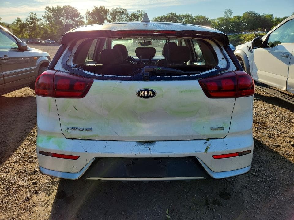 2017 KIA NIRO FE 6