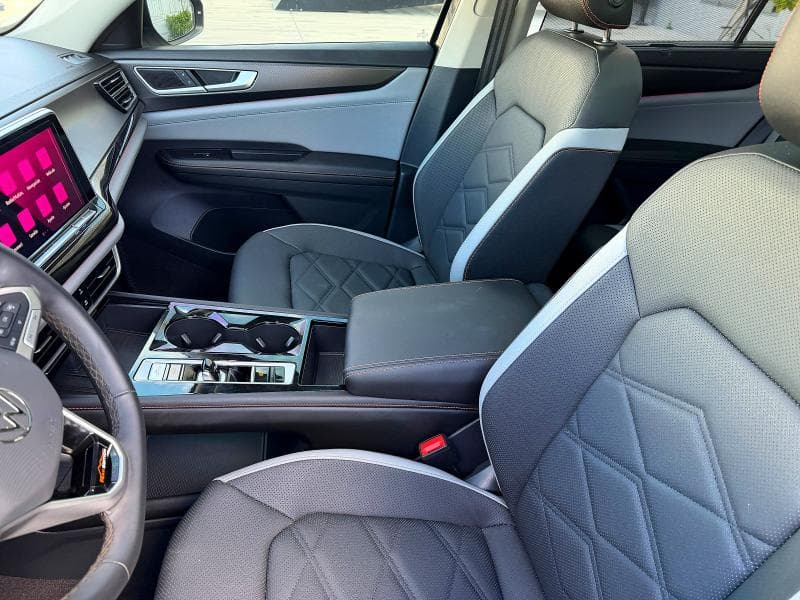 2025 VOLKSWAGEN ATLAS PEAK EDITION SE PEAK EDITION SE 14