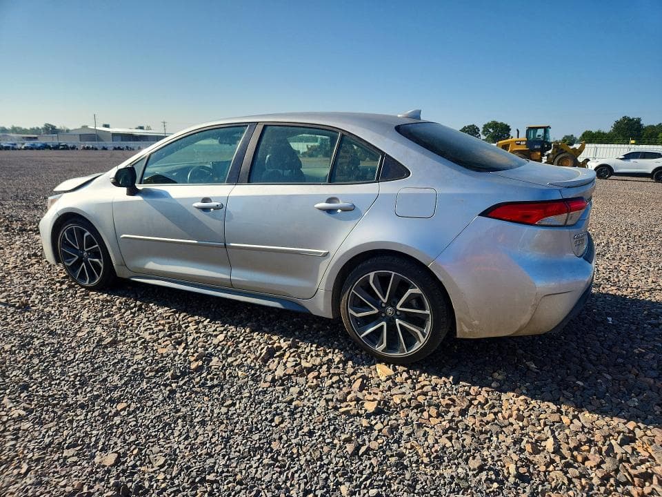 2020 TOYOTA COROLLA SE 2