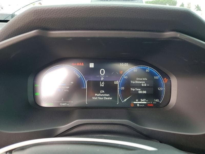 2025 TOYOTA RAV4 XSE 9