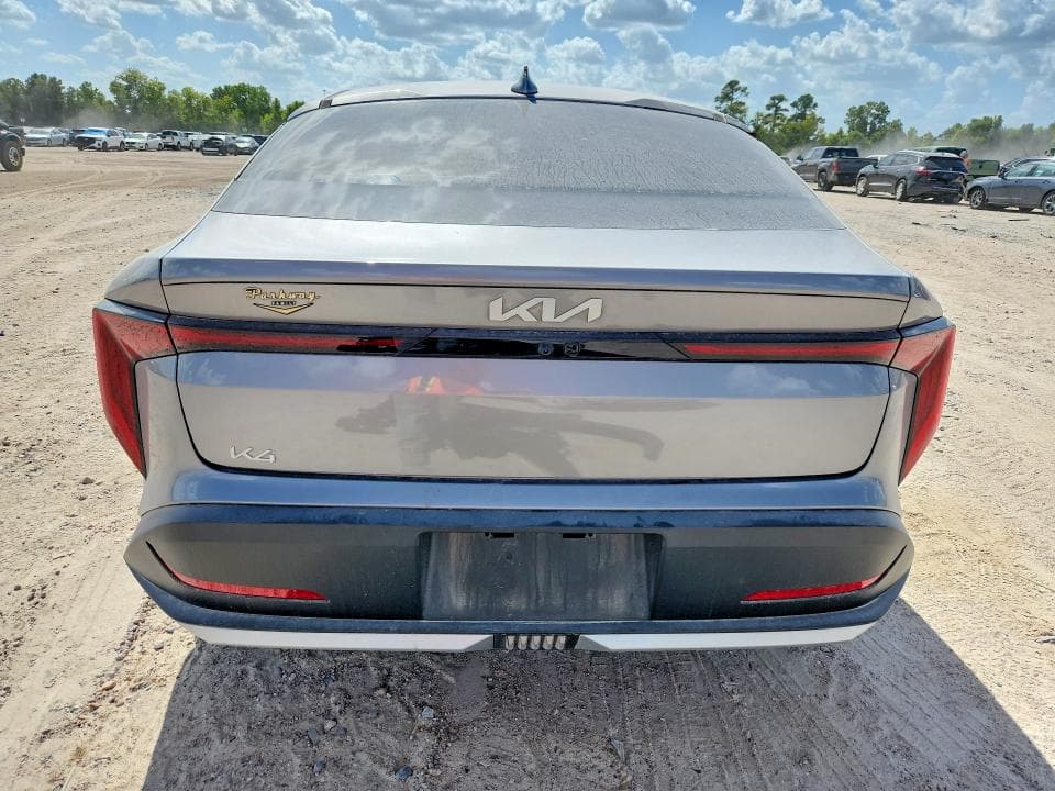 2025 KIA K4 LXS 6
