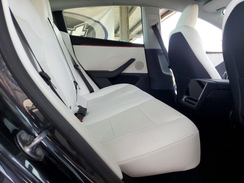 2026 TESLA MODEL 3 10