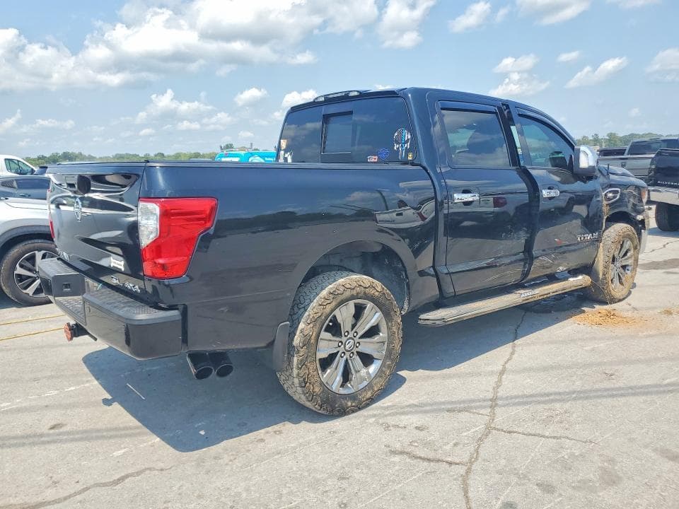 2017 NISSAN TITAN S 3