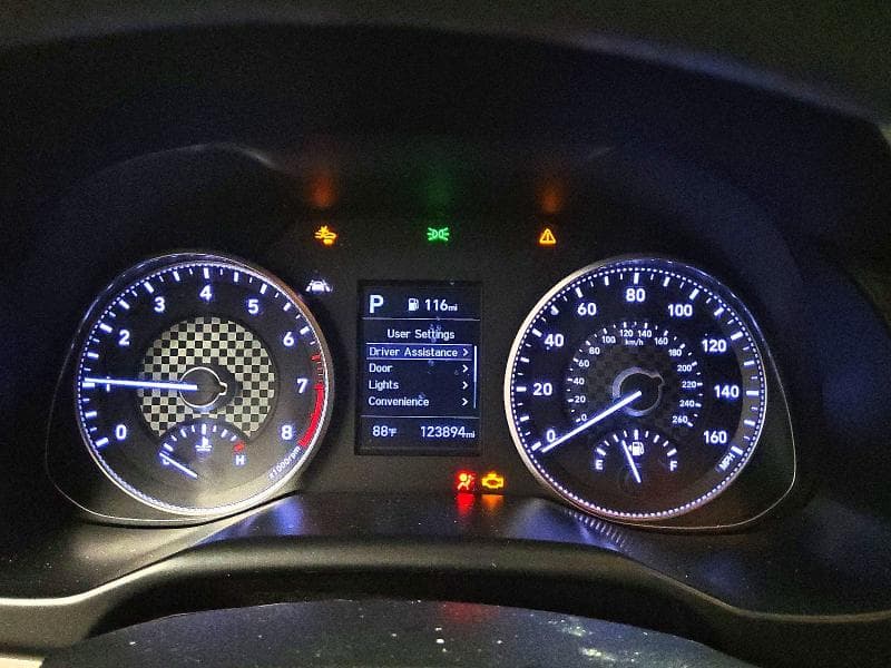 2019 HYUNDAI ELANTRA SEL 9