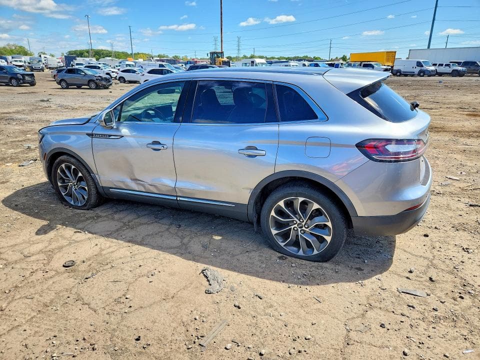 2022 LINCOLN NAUTILUS RESERVE 2
