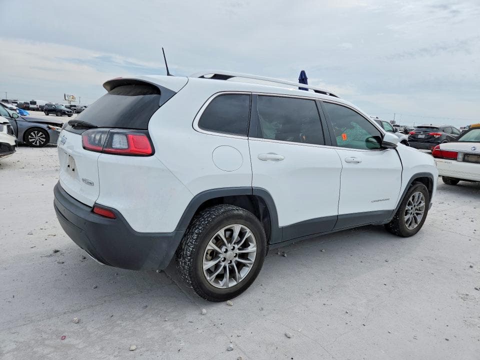 2021 JEEP CHEROKEE LATITUDE LUX 3