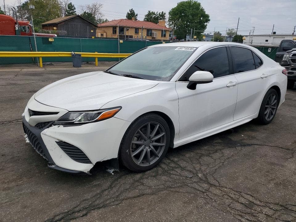 2020 TOYOTA CAMRY SE - 1