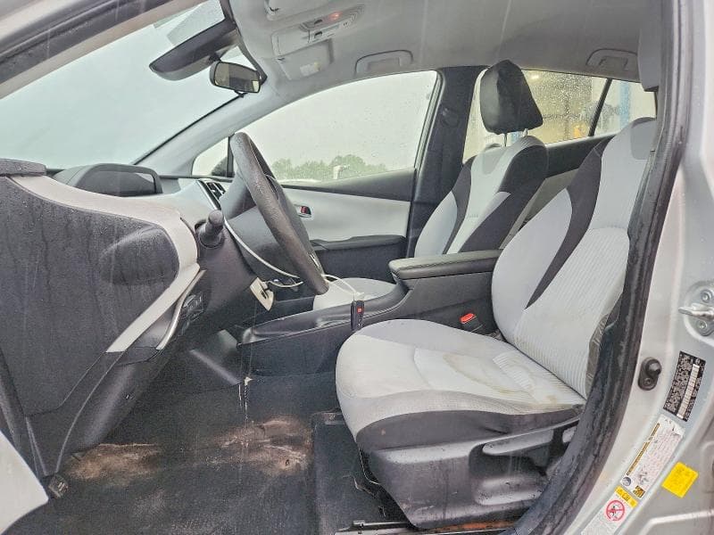 2018 TOYOTA PRIUS TWO 7