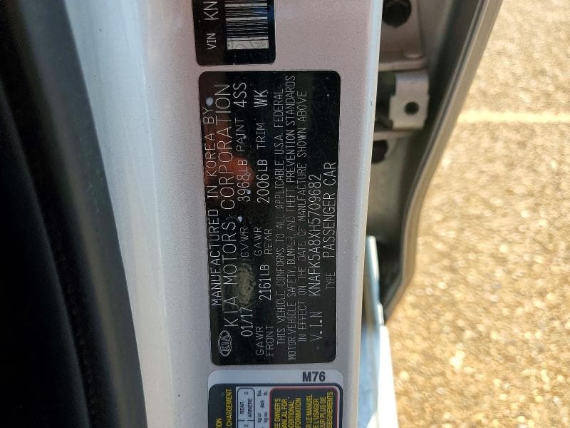 2017 KIA FORTE5 LX 12