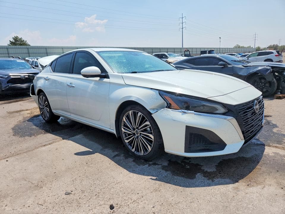2023 NISSAN ALTIMA SL 4
