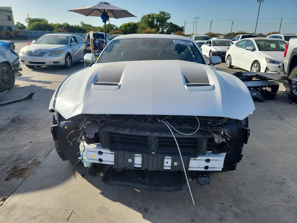 2022 FORD MUSTANG 5
