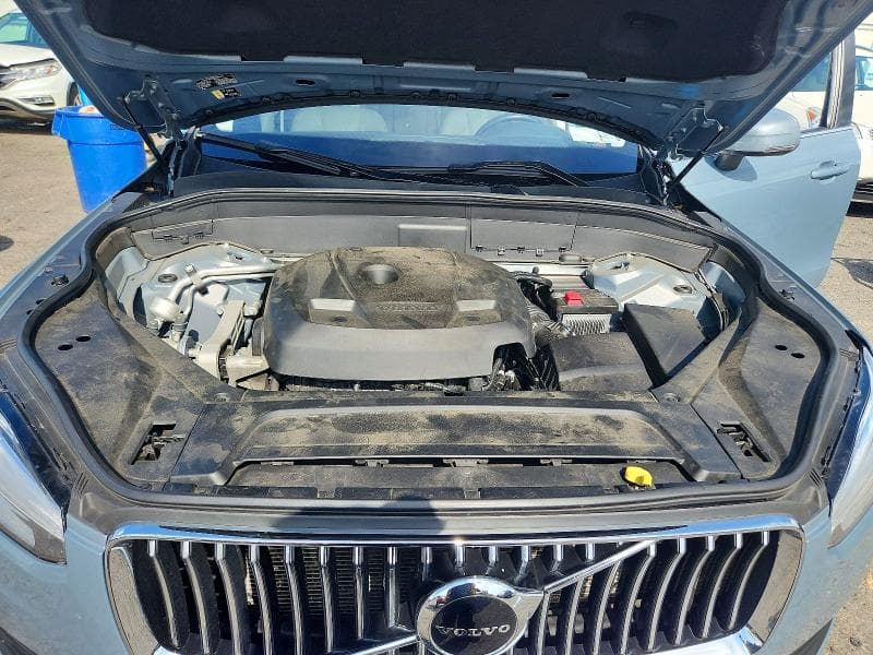 2020 VOLVO XC90 T6 MOMENTUM 12