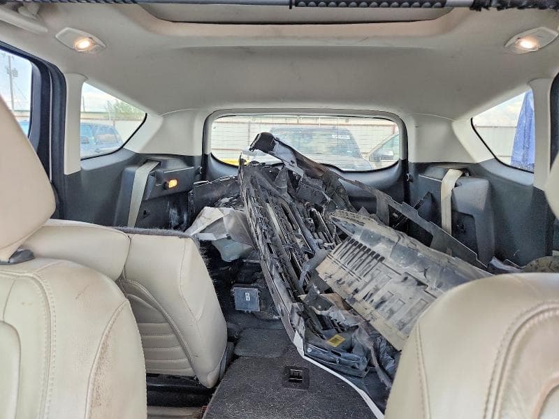 2017 FORD ESCAPE TITANIUM 10