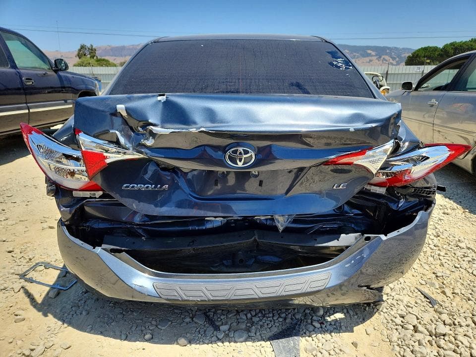2017 TOYOTA COROLLA LE 6