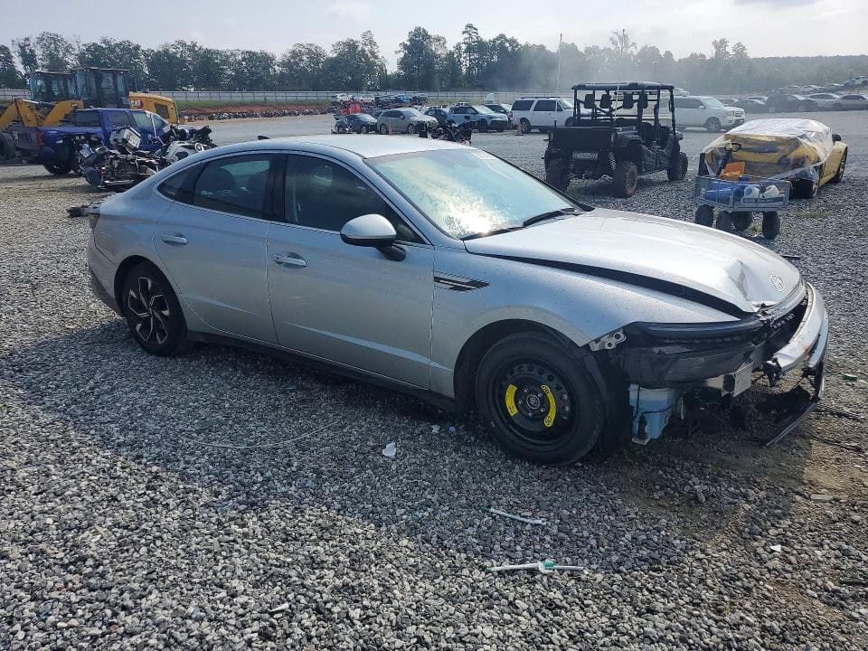 2024 HYUNDAI SONATA SEL 4