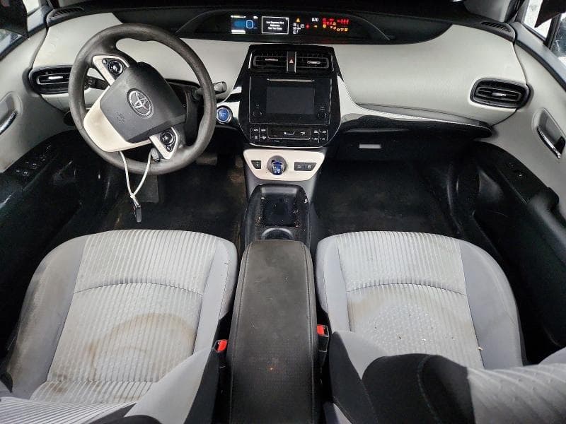 2018 TOYOTA PRIUS TWO 8