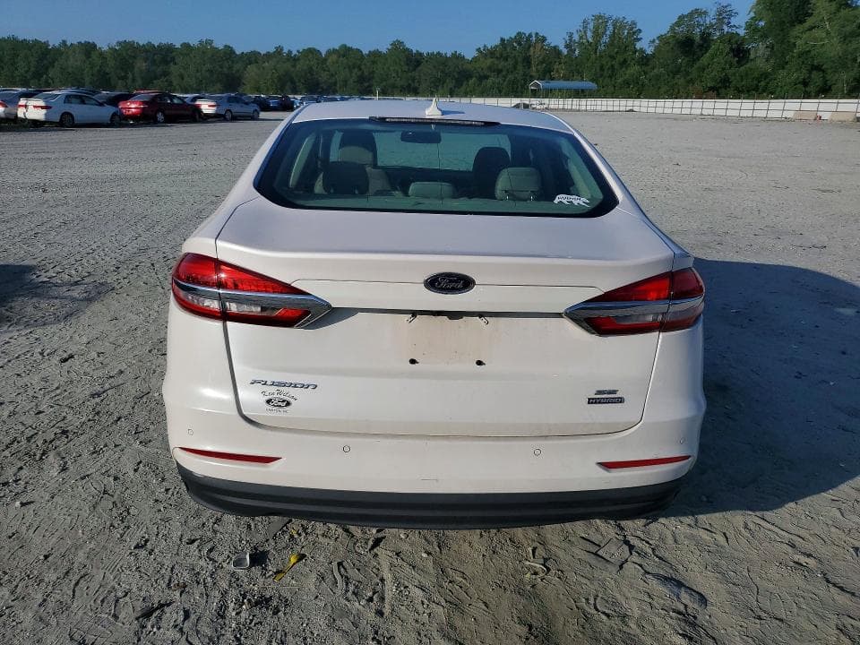 2020 FORD FUSION SE 6