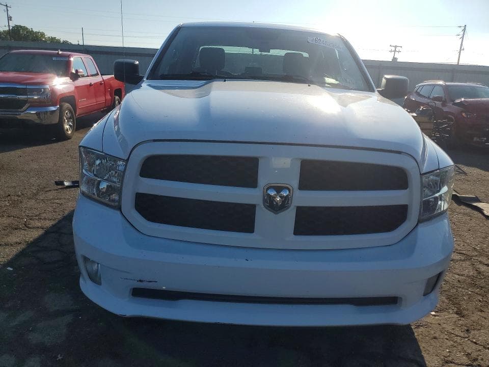 2018 RAM 1500 ST 5