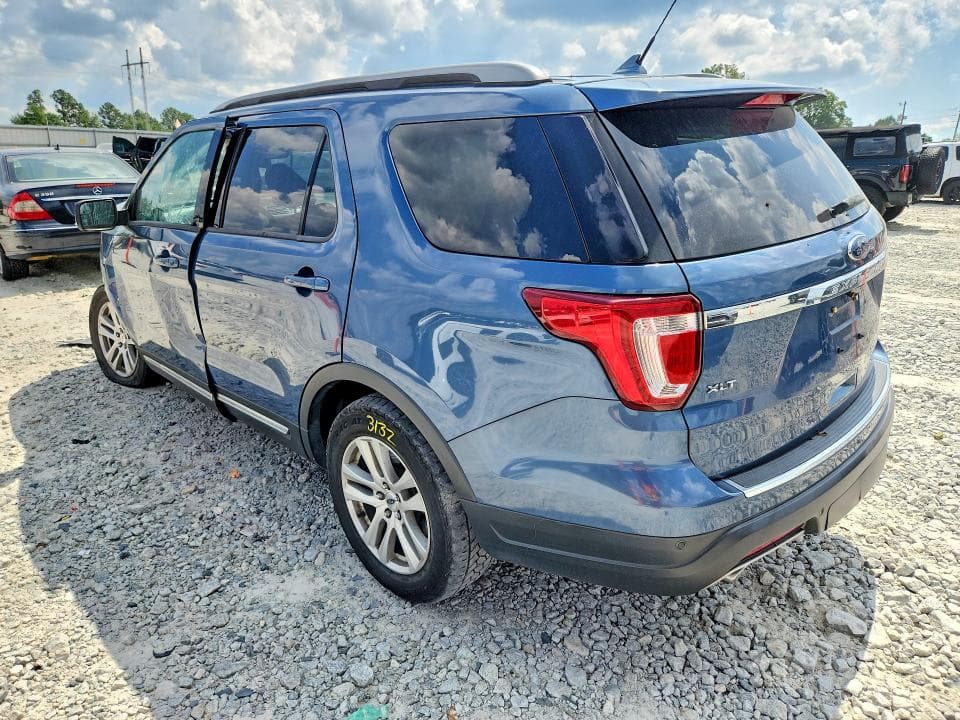 2018 FORD EXPLORER XLT 2