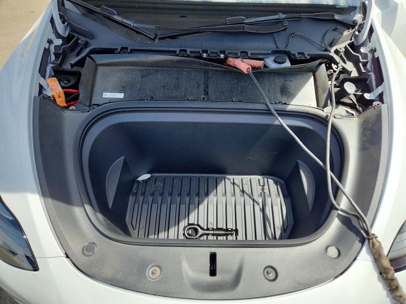 2024 TESLA MODEL Y 11