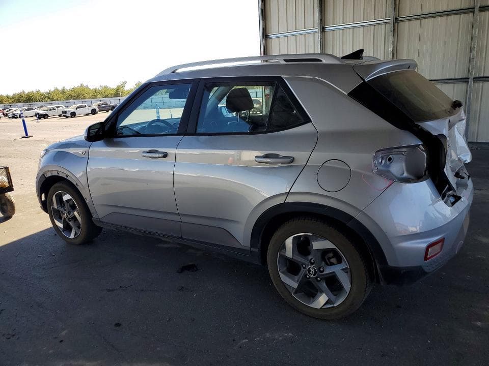 2022 HYUNDAI VENUE SEL 2