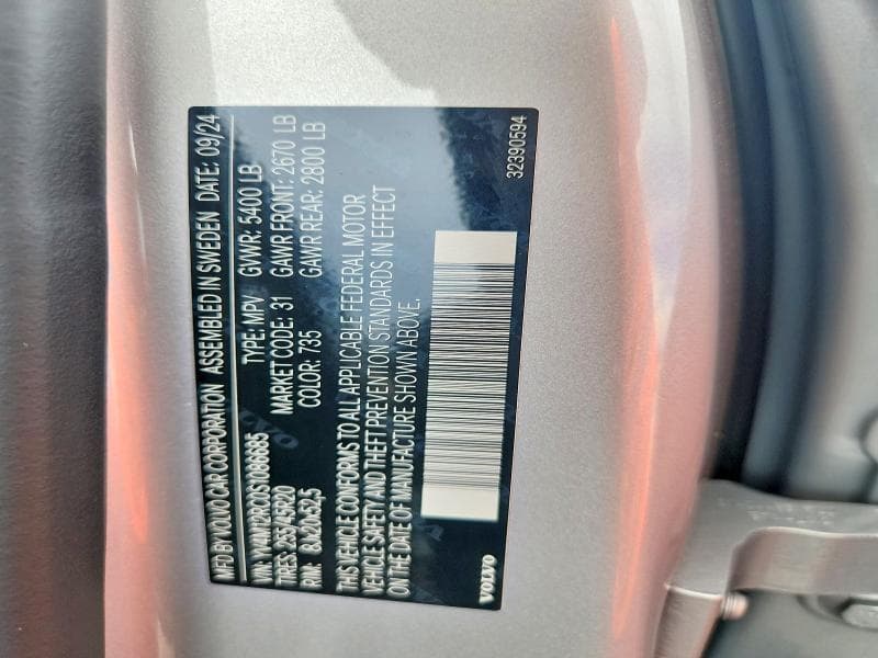 2025 VOLVO XC60 PLUS 14