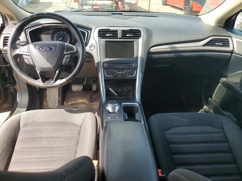 2017 FORD FUSION SE 8