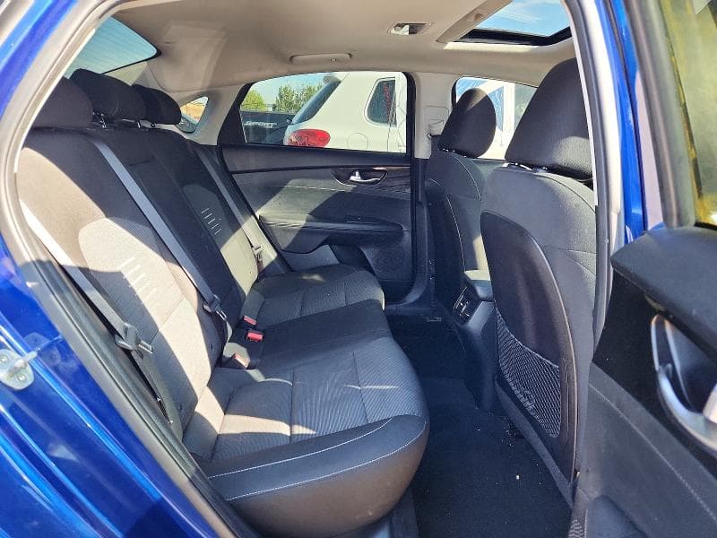 2019 KIA FORTE EX 10