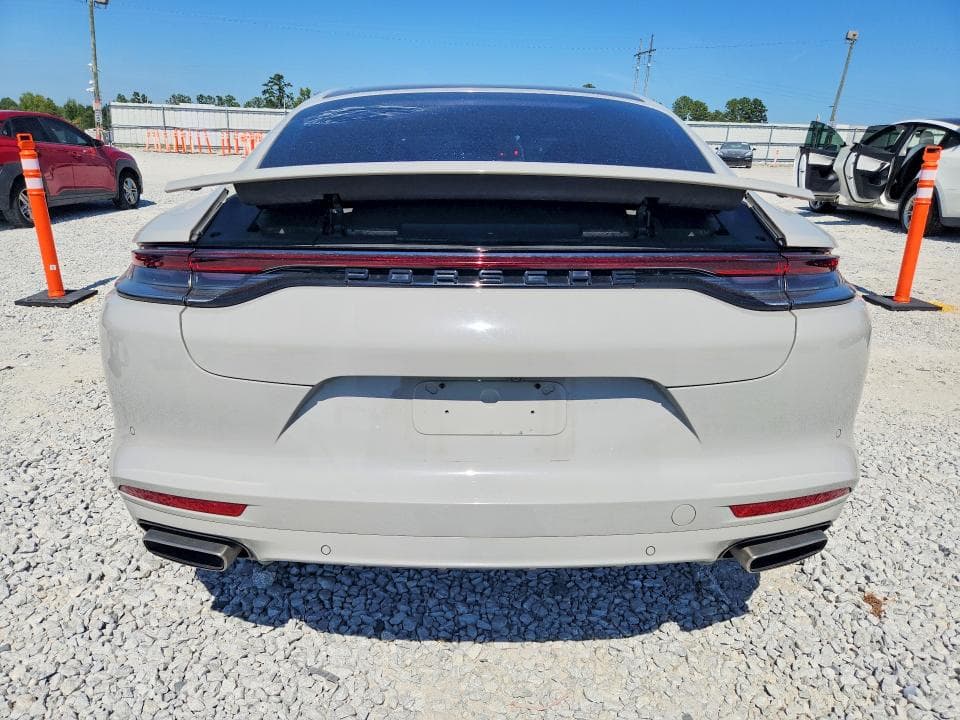 2022 PORSCHE PANAMERA BASE 6