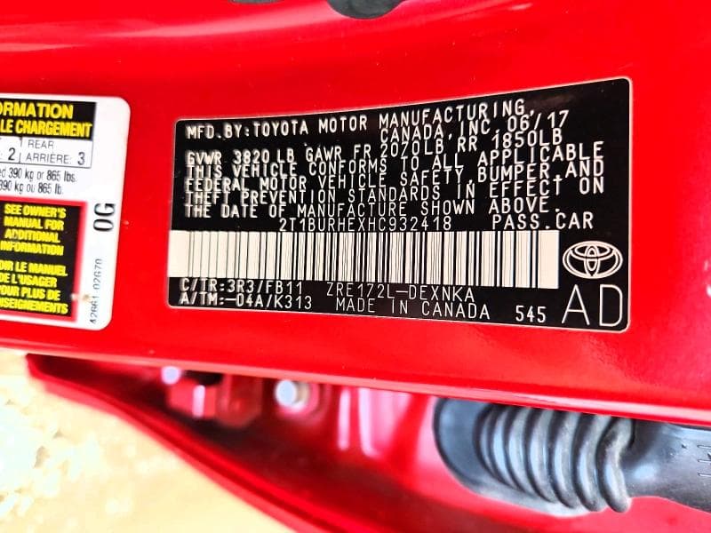 2017 TOYOTA COROLLA LE 12