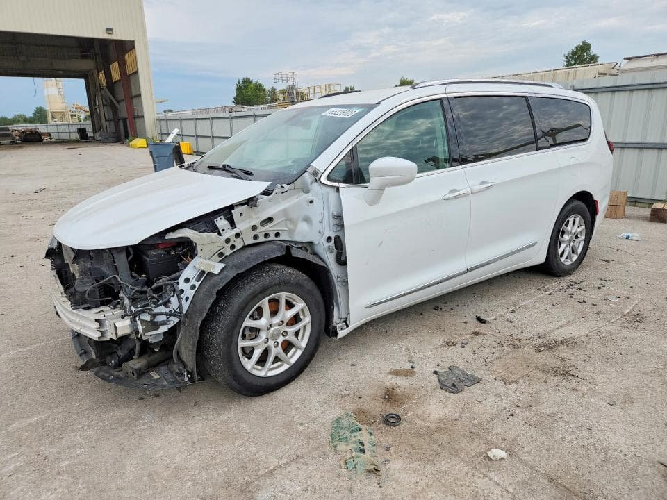2020 CHRYSLER PACIFICA TOURING L - 1