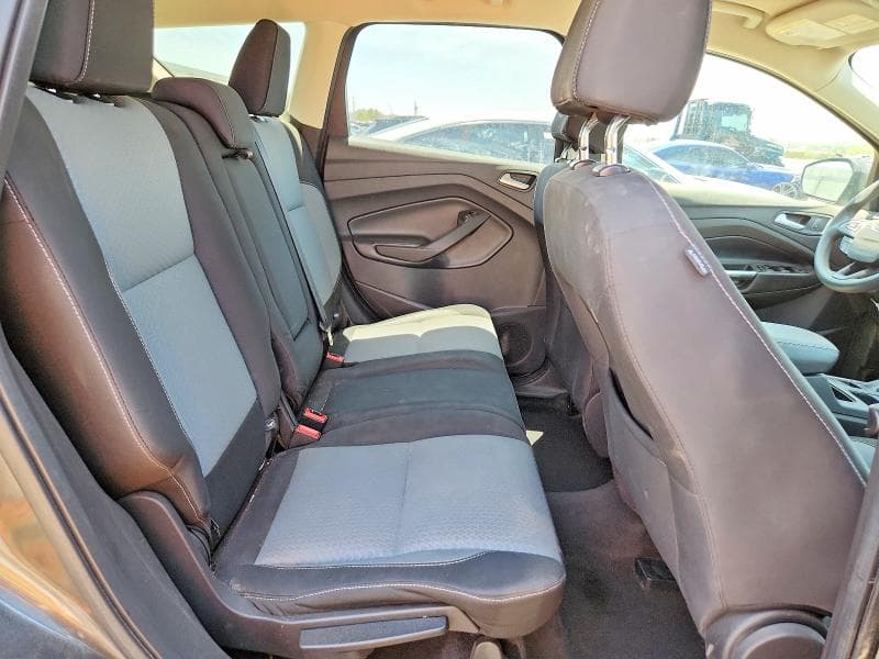 2017 FORD ESCAPE SE 11