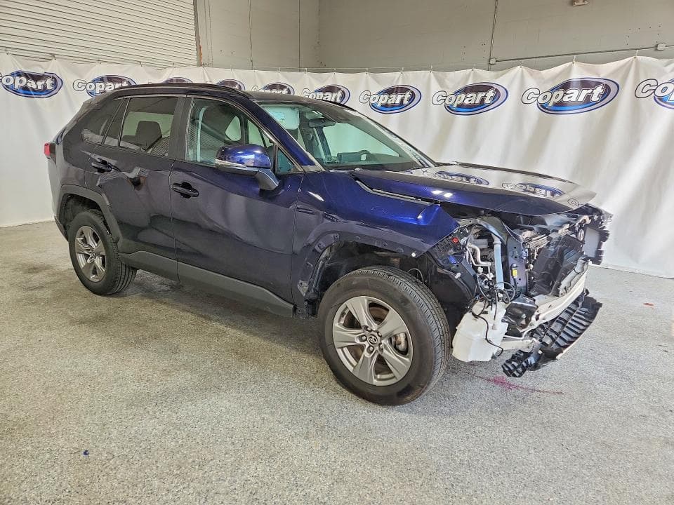 2024 TOYOTA RAV4 XLE 4