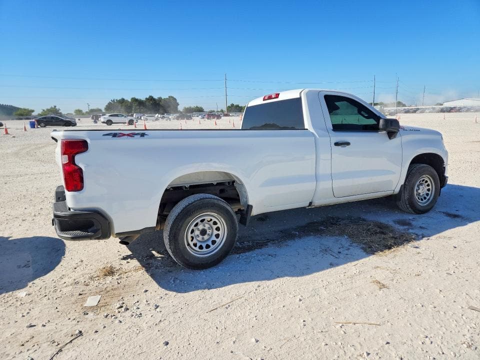 2024 CHEVROLET SILVERADO K1500 3