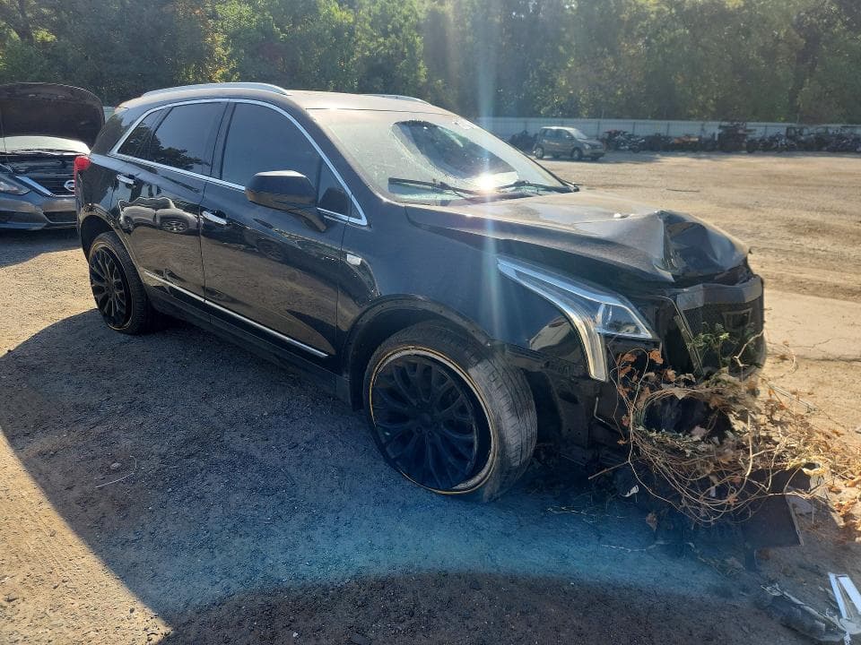 2017 CADILLAC XT5 LUXURY 4